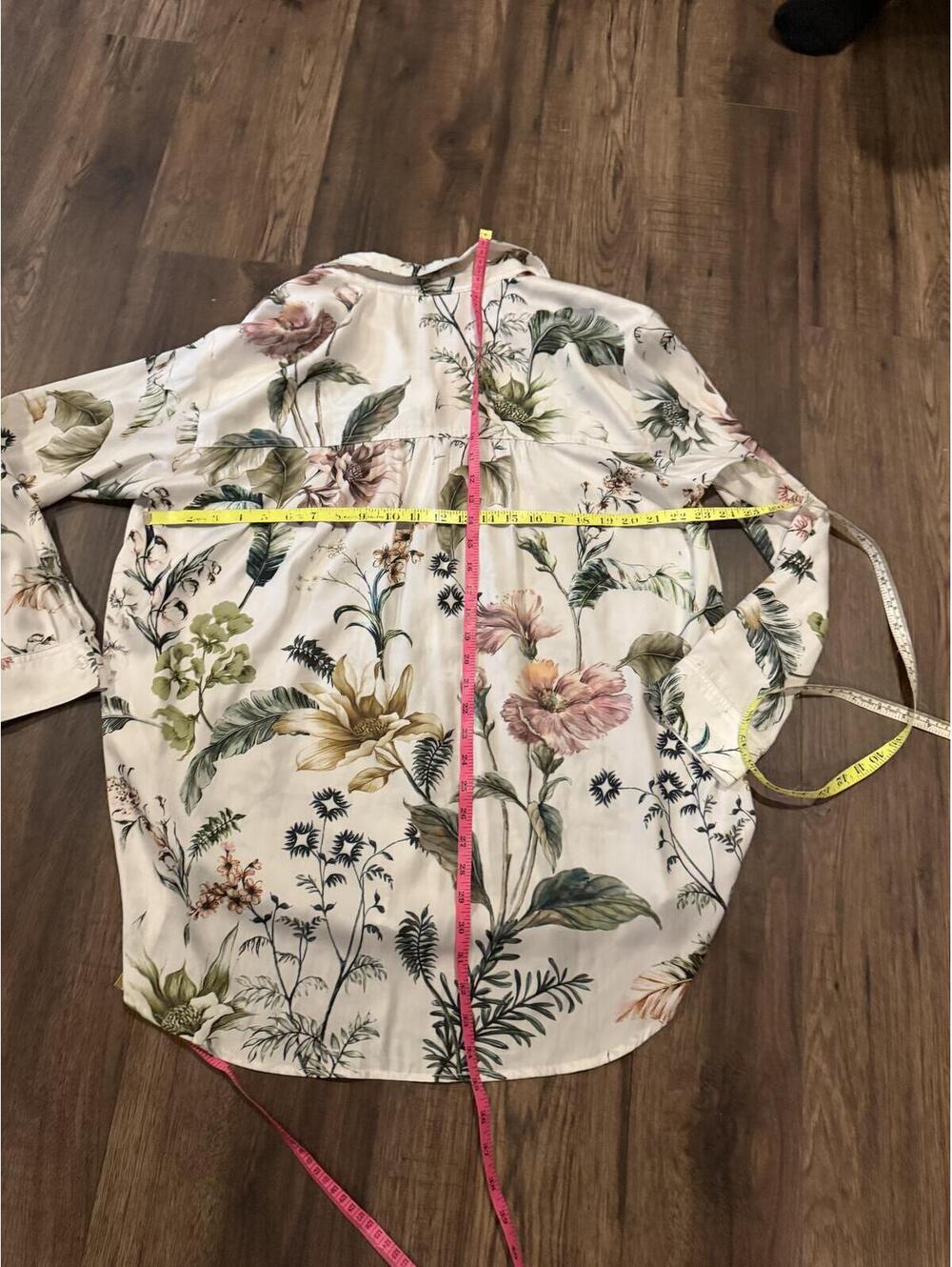 NWOT Satin Anthropologie Relaxed Fit Floral Button Down Top XL - Picture 6 of 6